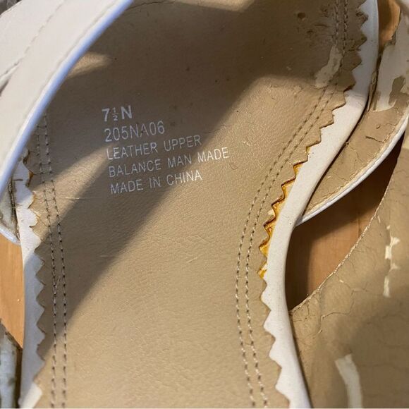 Naturalizer size 7.5 Narrow fit low heel pump mule style open toe shoe - Picture 9 of 12